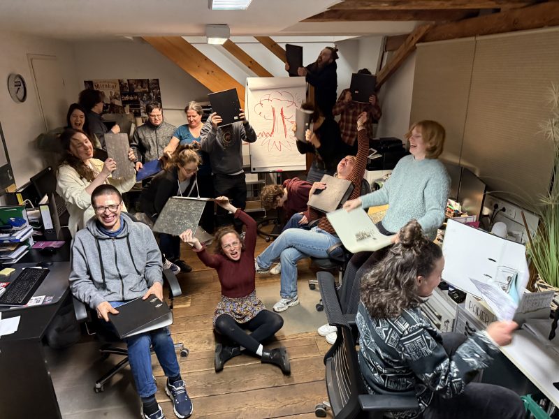 Club 4 spielt: Bandscheibenvorfall – Premiere